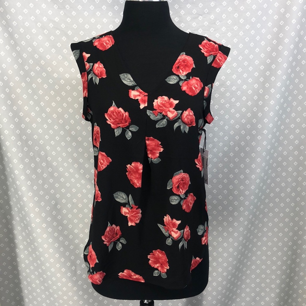 Dex Floral Pullover Top